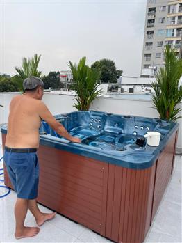 thi-cong-ho-jacuzzi-om-610-anh-thach-tan-phu-hcm